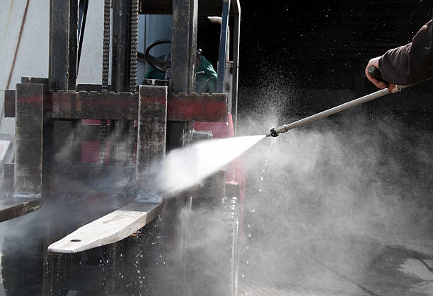 Best Restaurant Pressure Washing  in Cutler, CA